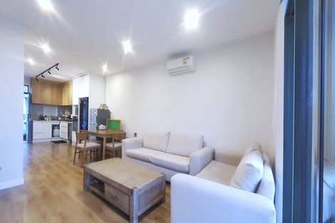 Photo of property in 10 Heketara Way, Massey, Auckland, 0614