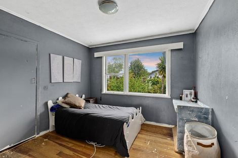 Photo of property in 26 Royal View Road, Te Atatu South, Auckland, 0610