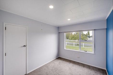 Photo of property in 4 Upham Crescent, Taradale, Napier, 4112