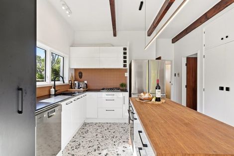 Photo of property in 10 Mathieson Avenue, Khandallah, Wellington, 6035
