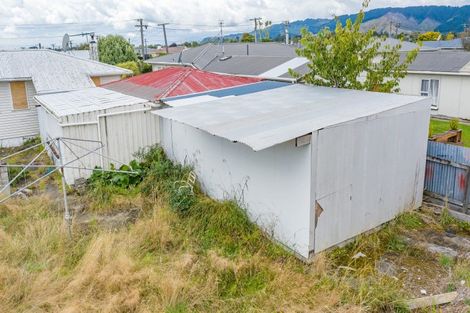 Photo of property in 30 Bledisloe Street, Levin, 5510