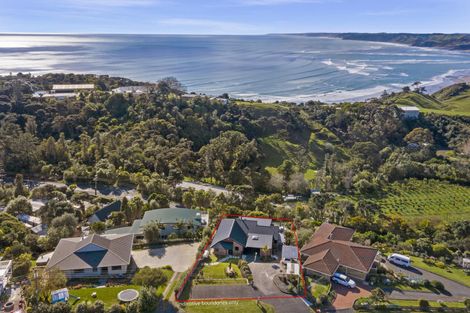 Photo of property in 10 Upper Wainui Road, Raglan, 3297