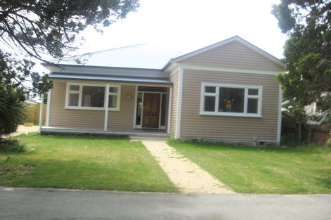 Photo of property in 87 Fisher Avenue, Beckenham, Christchurch, 8023