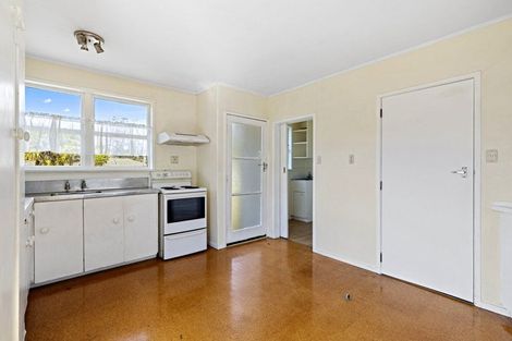 Photo of property in 29 Castleton Street, Birkdale, Auckland, 0626