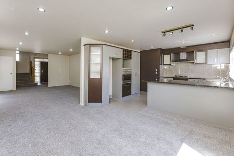 Photo of property in 31 Janway Avenue, Flat Bush, Auckland, 2016