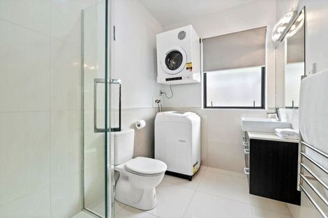 Photo of property in 2 Vivian Road, Silverdale, 0932