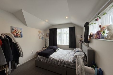 Photo of property in 16 Te Wharepouri Street, Berhampore, Wellington, 6023