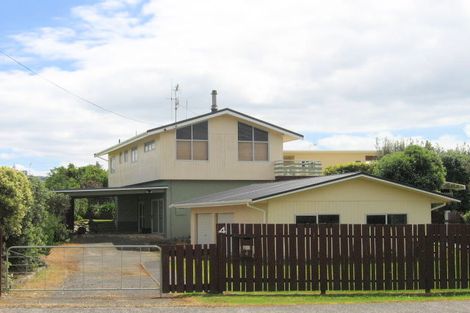 Photo of property in 4 The Loop, Waihi Beach, 3611