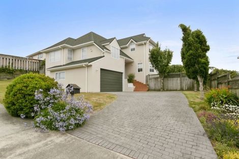 Photo of property in 12 Ronald Woolf Place, Churton Park, Wellington, 6037