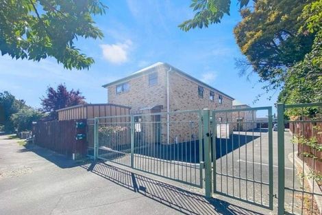 Photo of property in 100 Rattray Street, Riccarton, Christchurch, 8041