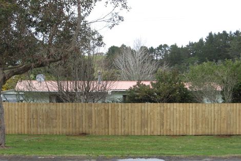 Photo of property in 3 Ocean Beach Road, Tairua, 3508