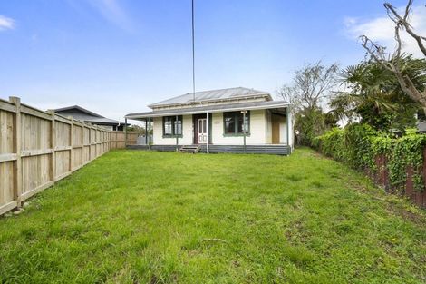 Photo of property in 66 Bridge Street, Bulls, 4818