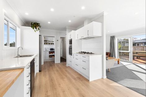 Photo of property in 4 Richmond Street, Cambridge, 3434