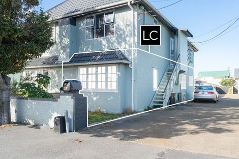 Photo of property in 42c Apu Crescent, Lyall Bay, Wellington, 6022