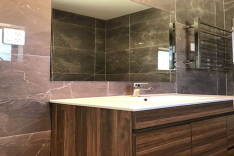 Photo of property in 3 Gamble Way, Massey, Auckland, 0614