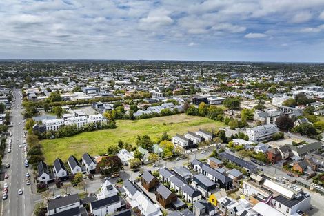 Photo of property in 43a Gracefield Avenue, Christchurch Central, Christchurch, 8013