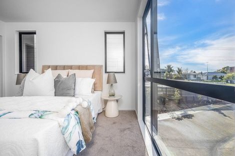 Photo of property in 108b Taikata Road, Te Atatu Peninsula, Auckland, 0610