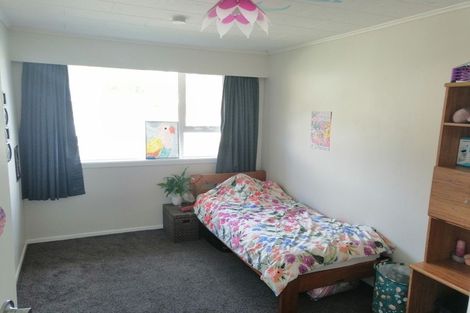 Photo of property in 8 Christchurch Crescent, Kelson, Lower Hutt, 5010