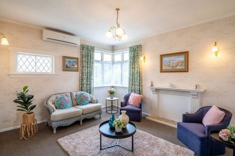 Photo of property in 13 Retter Street, Paparangi, Wellington, 6037