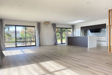 Photo of property in 69 Brookfield Road, Drury, 2577