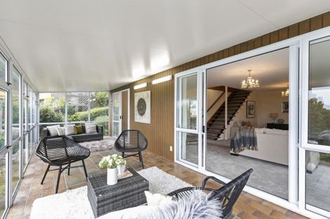 Photo of property in 21 Southern Cross Crescent, Island Bay, Wellington, 6023