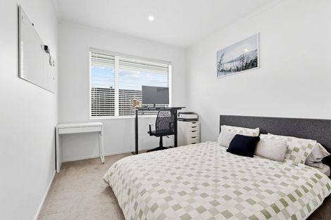 Photo of property in 3 Dida Park Drive, Kumeu, 0810