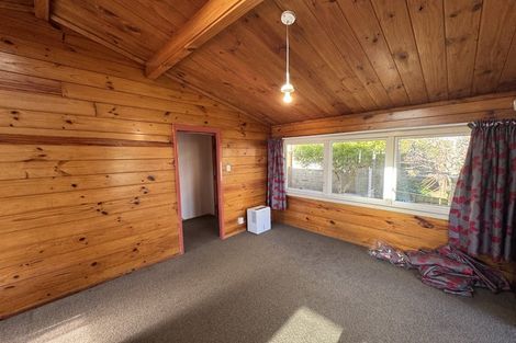 Photo of property in 9 Versailles Street, Karori, Wellington, 6012