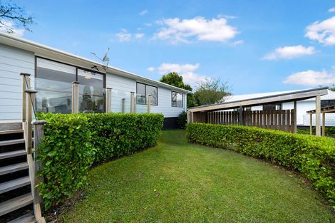 Photo of property in 1/14 Moxham Grove, Massey, Auckland, 0614