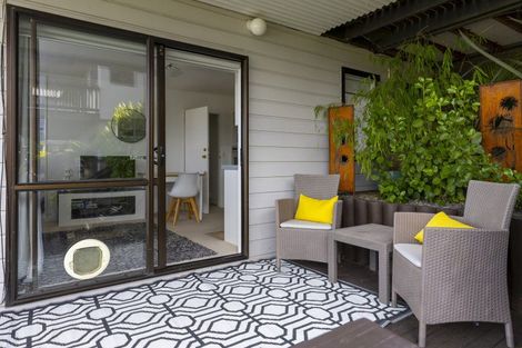 Photo of property in 80 Wakeman Road, Acacia Bay, Taupo, 3330