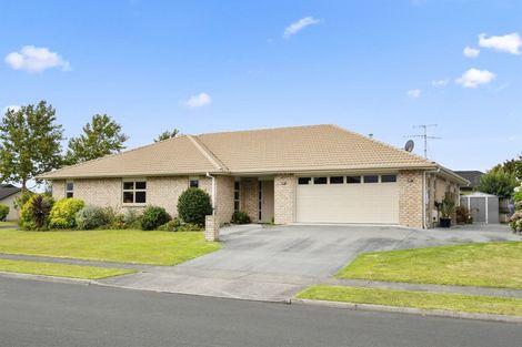 Photo of property in 1 Kereru Place, Pyes Pa, Tauranga, 3112