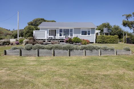 Photo of property in 6 Bride Street, Moeraki, 9482