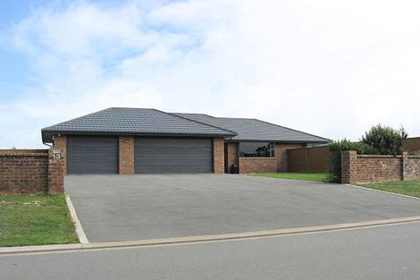 Photo of property in 13 Stonebridge Way, Prebbleton, 7604