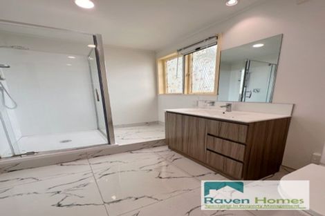 Photo of property in 20 Humphrey Kemp Avenue, Henderson, Auckland, 0612