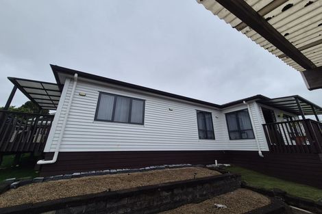 Photo of property in 50 Archmillen Avenue, Pakuranga Heights, Auckland, 2010