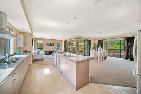 Photo of property in 131 Foster Road, Kumeu, 0891