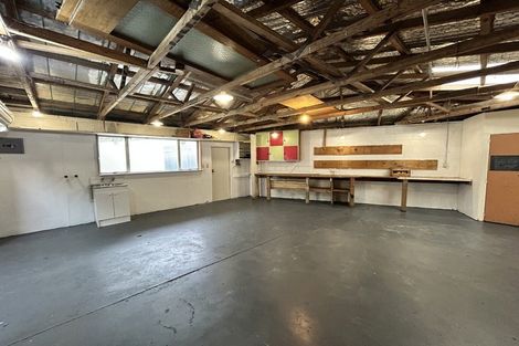 Photo of property in 53 Abraham Crescent, Milson, Palmerston North, 4414