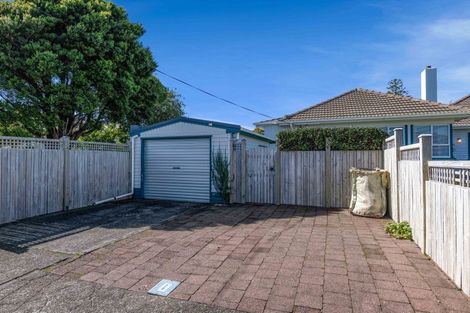 Photo of property in 125 Seaview Road, Westown, New Plymouth, 4310