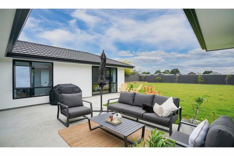 Photo of property in 66 Richfield Drive, Waikiwi, Invercargill, 9810
