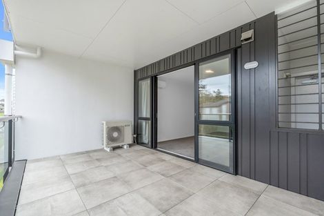 Photo of property in 15/11 Carlos Drive, Flat Bush, Auckland, 2016