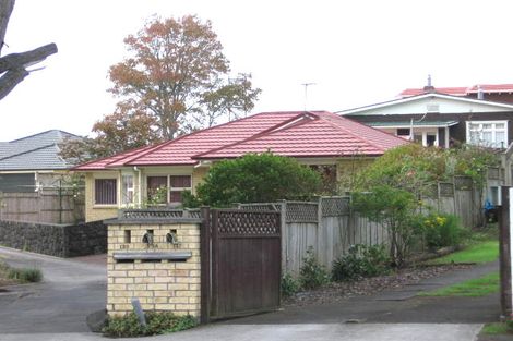 Photo of property in 139a Flanshaw Road, Te Atatu South, Auckland, 0610
