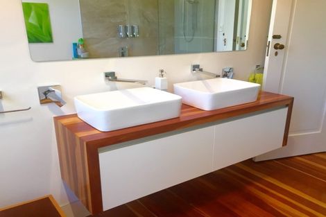 Photo of property in 114 Cliffs Road, Saint Clair, Dunedin, 9012