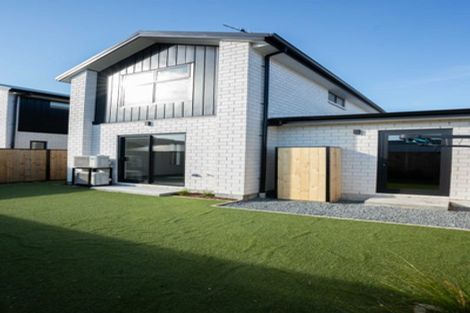 Photo of property in 10 Oliver Place, Trentham, Upper Hutt, 5018