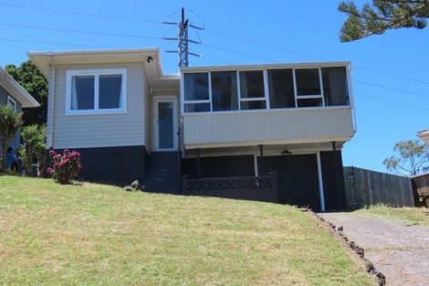 Photo of property in 10 Camelot Place, Glenfield, Auckland, 0629