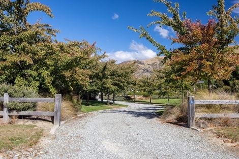 Photo of property in 66a Golf Course Road, Wanaka, 9305
