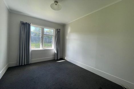Photo of property in 10 Christmas Road, Manurewa, Auckland, 2102