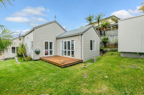 Photo of property in 5 Bushlands Park Drive, Albany, Auckland, 0632