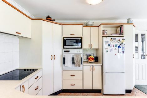 Photo of property in 49 Greenfield Drive, Western Heights, Hamilton, 3200