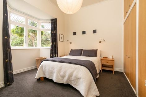 Photo of property in 56 Glenmore Street, Northland, Wellington, 6012