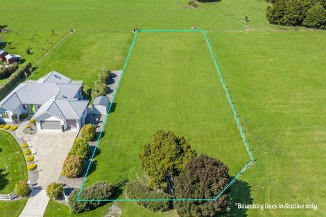 Photo of property in 23 Pinot Crescent, Ohau, 5570