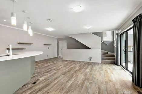 Photo of property in 5 Bank Road, Northland, Wellington, 6012